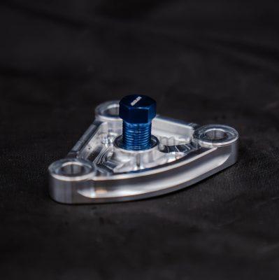 OM648 EGR Block-Off Plate with Integrated Exhaust Backpressure Measurement Port